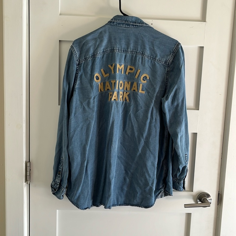 Eddie Bauer button up jean shirt "Olympic National Park" on back